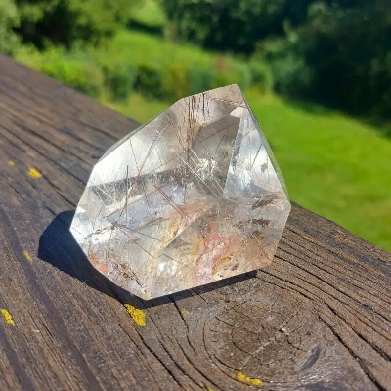 Seelenstein-Spezialstein-Bergkristall-Rutil-Stück