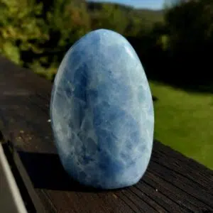 Seelenstein-Spezialstein-Calcit-blau-Freiform