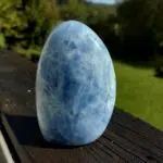 Seelenstein-Spezialstein-Calcit-blau-Freiform