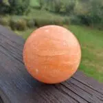 Seelenstein-Spezialstein-Calcit-orange-Kugel