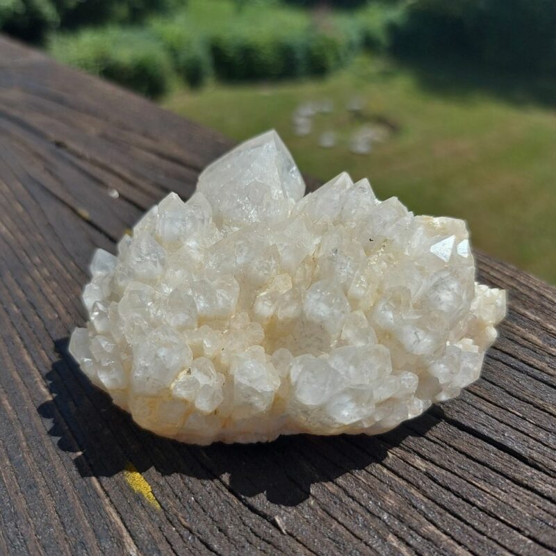 Seelenstein-Spezialstein-Candle-Quartz-Cluster