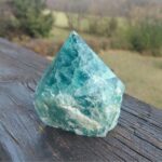 Seelenstein-Spezialstein-Fluorit-Spitze-halbpoliert