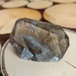 Seelenstein-Spezialstein-Gartenquarz-Rauchquarz-Stueck