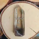 Seelenstein-Spezialstein-Gartenquarz-Spitze