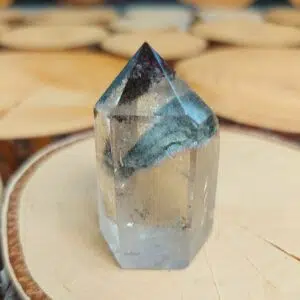 Seelenstein-Spezialstein-Gartenquarz-Spitze