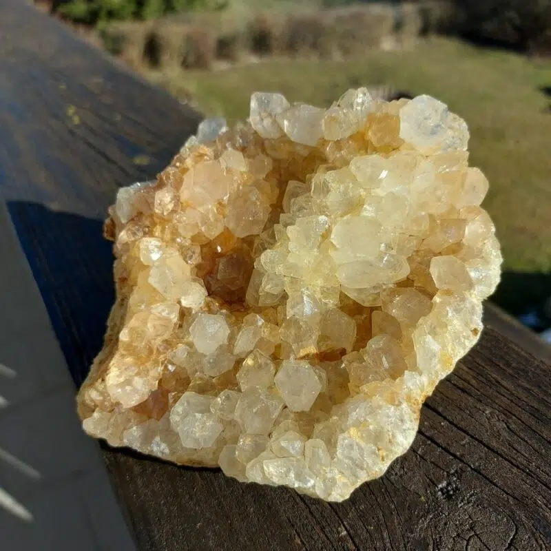 Seelenstein-Spezialstein-Golden-Quarz-Cluster