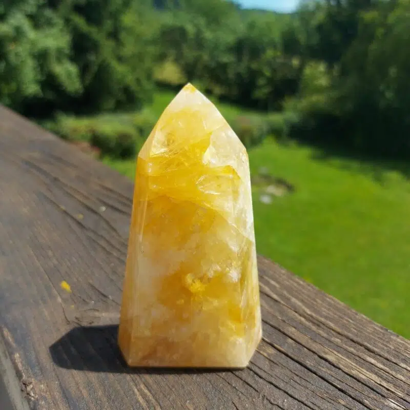 Seelenstein-Spezialstein-Golden-Quarz-Spitze