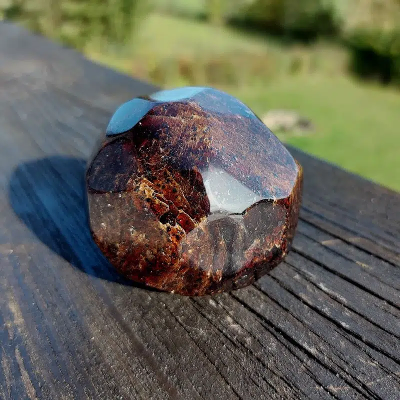 Seelenstein-Spezialstein-Granat-geschliffen5-1 Seelenstein-Spezialstein-Granat-geschliffen