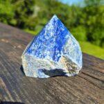 Seelenstein-Spezialstein-Lapis-Lazuli-Spitze-halbpoliert