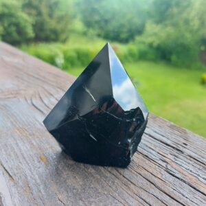 Seelenstein-Spezialstein-Obsidian-Rohstein-Spitze-halbpoliert