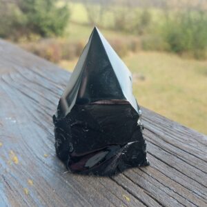 Seelenstein-Spezialstein-Obsidian-Rohstein-Spitze-halbpoliert