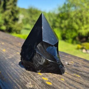 Seelenstein-Spezialstein-Obsidian-Rohstein-Spitze-halbpoliert