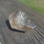 Seelenstein-Spezialstein-Rauchquarz-Rutil-Prisma