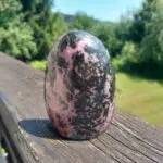 Seelenstein-Spezialstein-Rhodonit