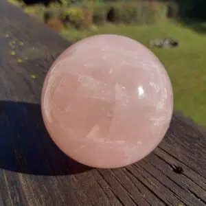 Seelenstein-Spezialstein-Rosenquarz-Kugel