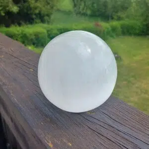 Seelenstein-Spezialstein-Selenit-Kugel-xl