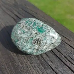 Seelenstein-Spezialstein-Smaragd-Freiform