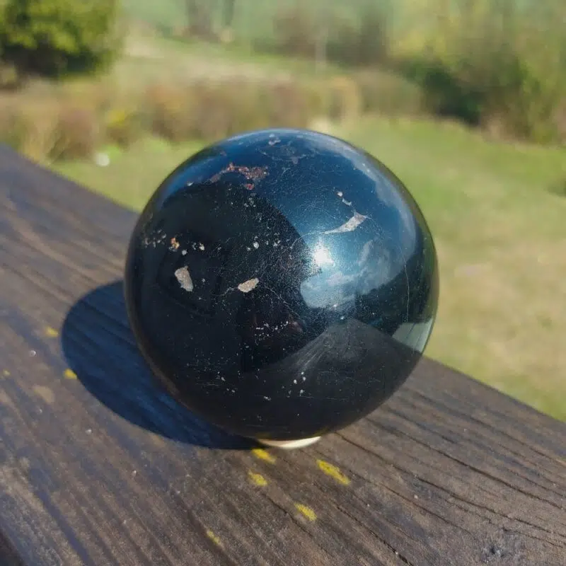 Seelenstein-Spezialstein-Turmalin-Kugel-1-1 Seelenstein-Spezialstein-Turmalin-Kugel