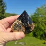 Seelenstein-Spezialstein-Turmalin-Spitze-halbpoliert