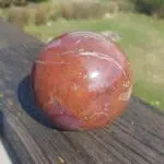 Seelenstein-Spezialstein-Versteinertes-Holz-Kugel