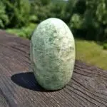 Seelenstein-Spezialsteine-Fluorit-grün-Freiform