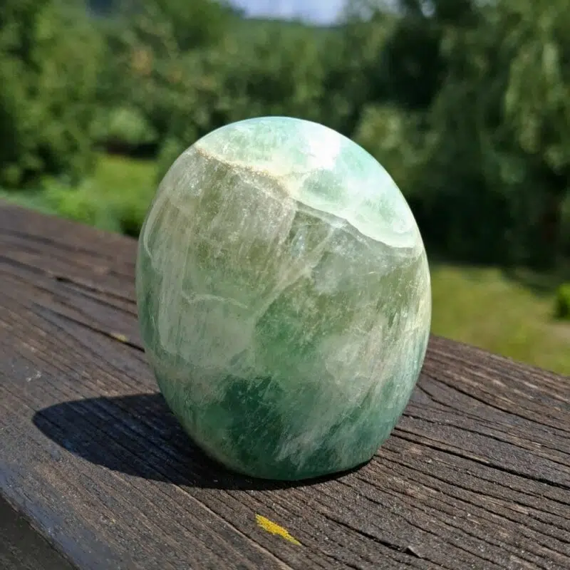 Seelenstein-Spezialsteine-Fluorit-grün-Freiform