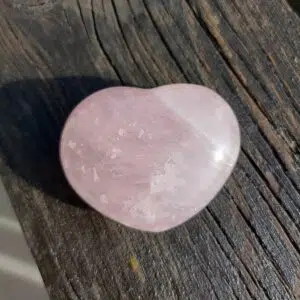 Seelenstein-Spezialsteine-Rosenquarz-Herz